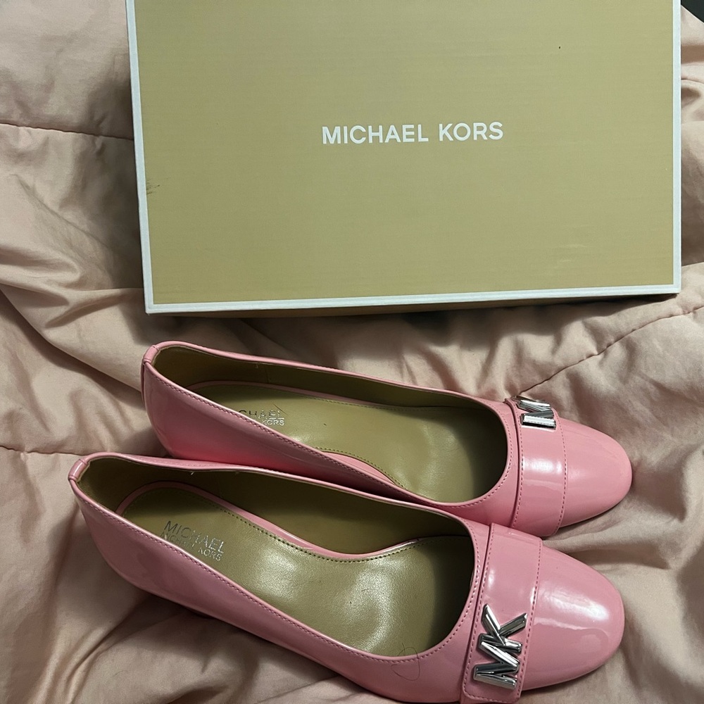 Michael Kors Pink Flex Pumps
